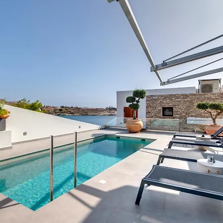 Vila Ophelia - Brand New Seafront *